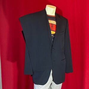 New PRONTO UOMO men suit. Wool. Black color. Size 40L